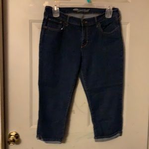 Like new Old Navy sweetheart style Jeans size 12regular
